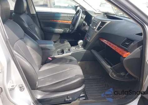 2012 Subaru Legacy 3.6R Limited z USA, uszkodzony, nr VIN 4S3BMDJ64C2008747